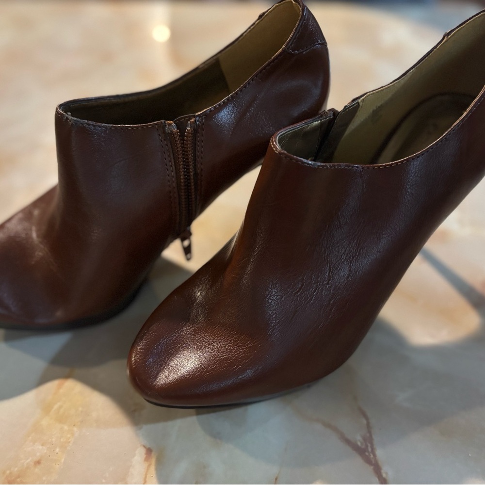 Worthington Brown Ankle Booties with Polished Finish Size 8.5